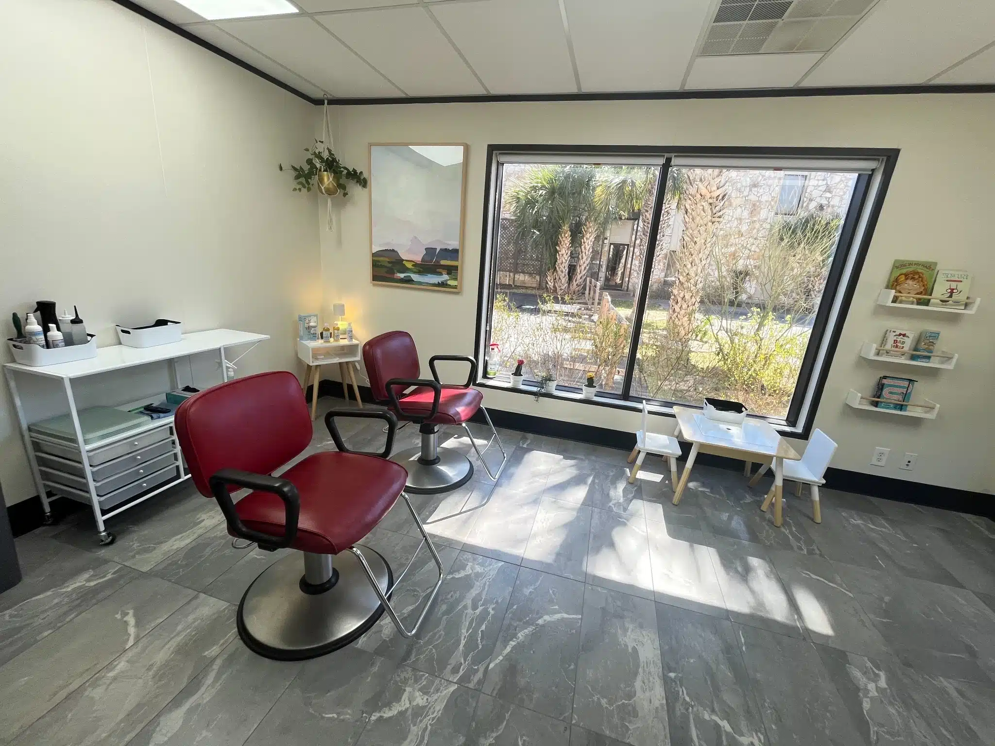 Treatment room inside the Lice Lifters of Travis County clinic in Austin, Texas